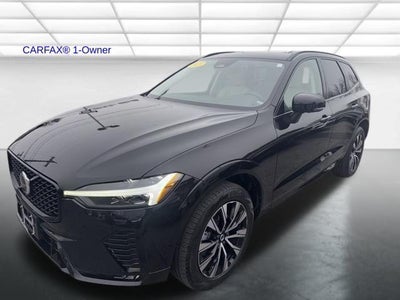 2023 Volvo XC60 B5 AWD Plus Dark Theme
