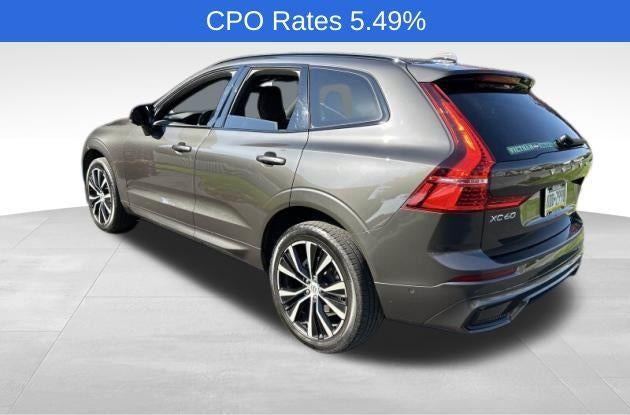 2023 Volvo XC60 B5 AWD Plus Dark Theme