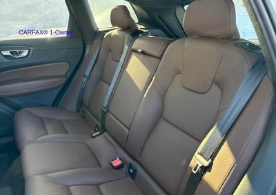 2023 Volvo XC60 B5 AWD Plus Dark Theme