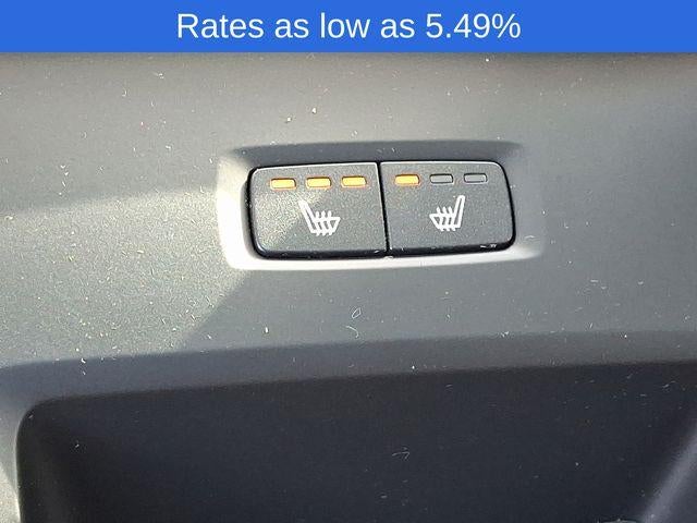 2023 Volvo XC60 B5 AWD Plus Dark Theme