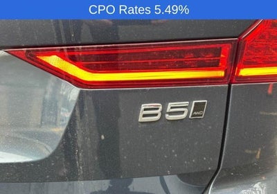 2023 Volvo XC60 B5 AWD Plus Dark Theme