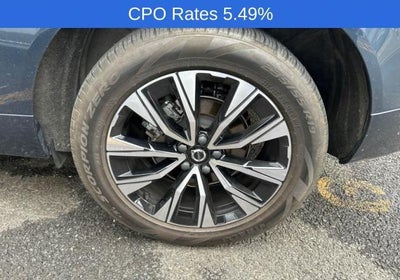 2023 Volvo XC60 B5 AWD Plus Dark Theme