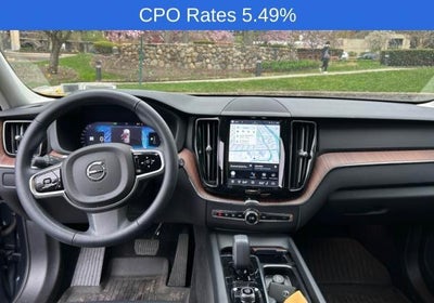 2023 Volvo XC60 B5 AWD Plus Dark Theme