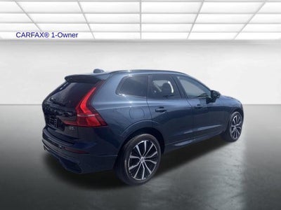 2023 Volvo XC60 B5 AWD Plus Dark Theme