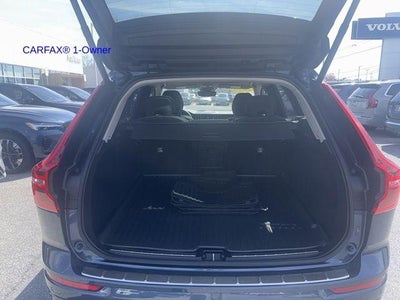 2023 Volvo XC60 B5 AWD Plus Dark Theme