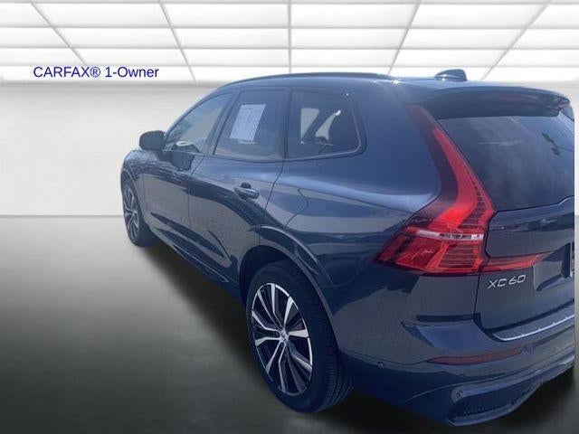 2023 Volvo XC60 B5 AWD Plus Dark Theme