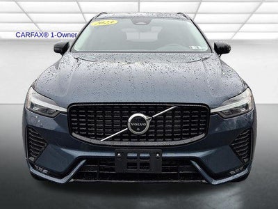 2023 Volvo XC60 B5 AWD Plus Dark Theme
