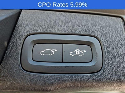 2023 Volvo XC60 B5 AWD Plus Dark Theme