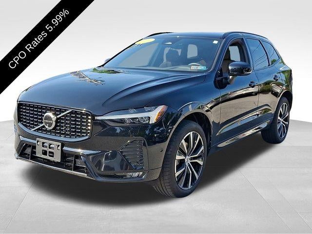 2023 Volvo XC60 B5 AWD Plus Dark Theme