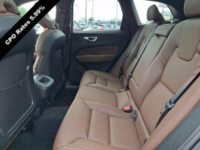 2023 Volvo XC60 B5 AWD Plus Dark Theme