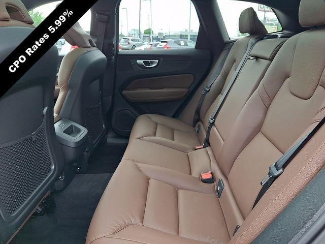 2023 Volvo XC60 B5 AWD Plus Dark Theme