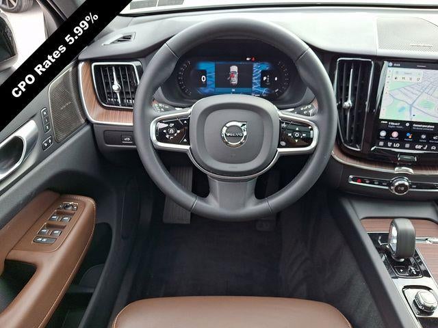 2023 Volvo XC60 B5 AWD Plus Dark Theme