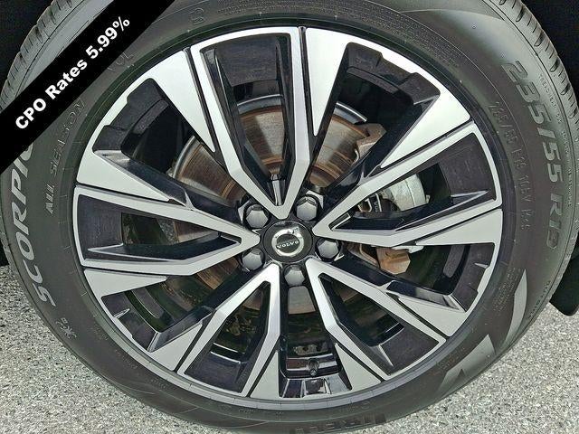 2023 Volvo XC60 B5 AWD Plus Dark Theme