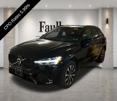 2023 Volvo XC60 B5 AWD Plus Dark Theme
