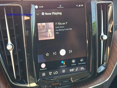 2023 Volvo XC60 B5 AWD Ultimate Dark Theme