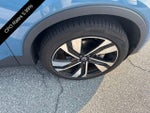 2023 Volvo XC40 B5 AWD Ultimate Bright Theme