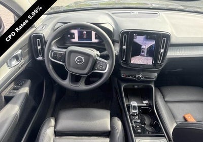 2024 Volvo XC40 B5 AWD Plus Bright Theme