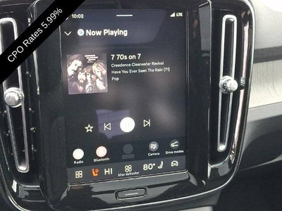 2024 Volvo XC40 B5 AWD Plus Bright Theme