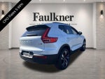 2024 Volvo XC40 B5 AWD Plus Dark Theme