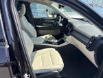 2024 Volvo XC40 B5 AWD Plus Dark Theme
