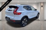 2024 Volvo XC40 B5 AWD Plus Dark Theme