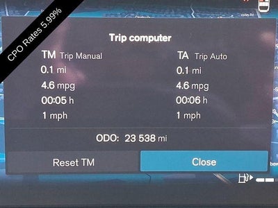 2024 Volvo XC40 B5 AWD Plus Dark Theme