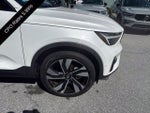 2024 Volvo XC40 B5 AWD Ultimate Dark Theme