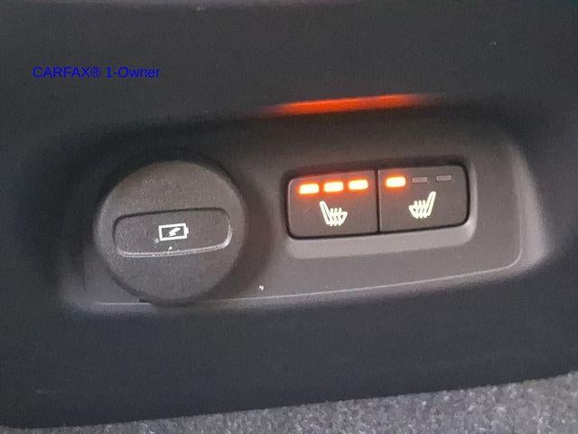 2023 Volvo XC40 B5 AWD Plus Bright Theme