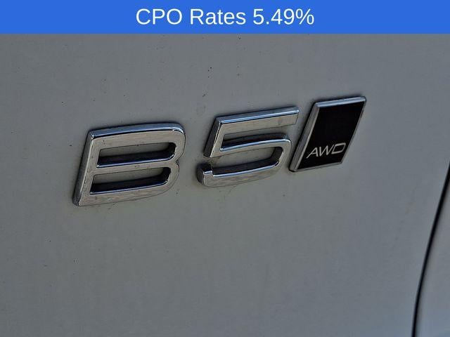 2023 Volvo XC40 B5 AWD Plus Dark Theme