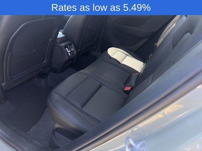 2023 Volvo XC40 B5 AWD Plus Dark Theme