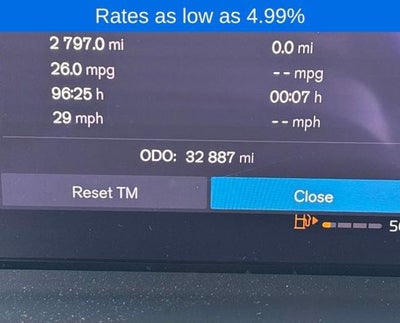 2023 Volvo XC40 B5 AWD Plus Dark Theme