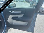 2023 Volvo XC40 B5 AWD Plus Dark Theme