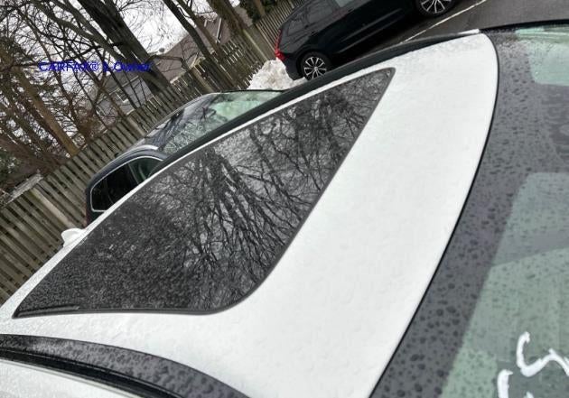 2023 Volvo XC40 B5 AWD Plus Dark Theme