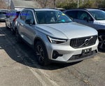 2023 Volvo XC40 B5 AWD Plus Dark Theme