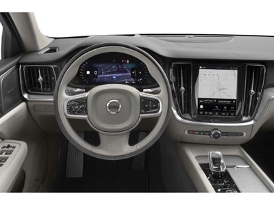 2025 Volvo V60 Cross Country B5 AWD Plus