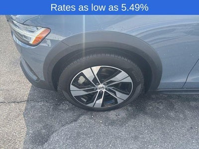 2024 Volvo V60 Cross Country B5 AWD Plus