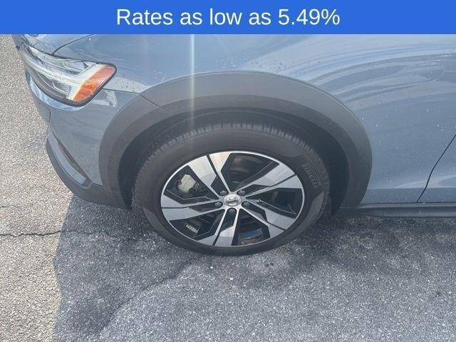 2024 Volvo V60 Cross Country B5 AWD Plus