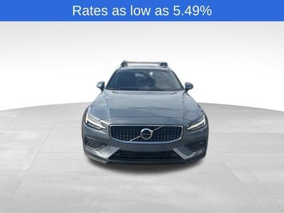 2024 Volvo V60 Cross Country B5 AWD Plus