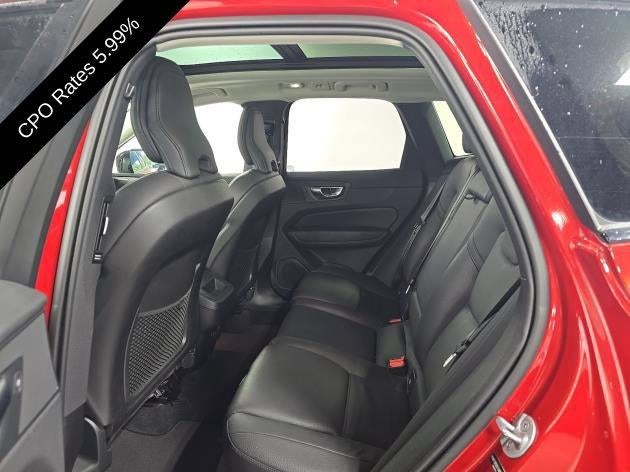 2025 Volvo XC60 B5 AWD Plus