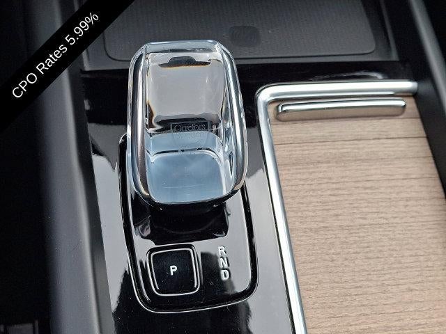 2026 Volvo XC60 B5 AWD Plus