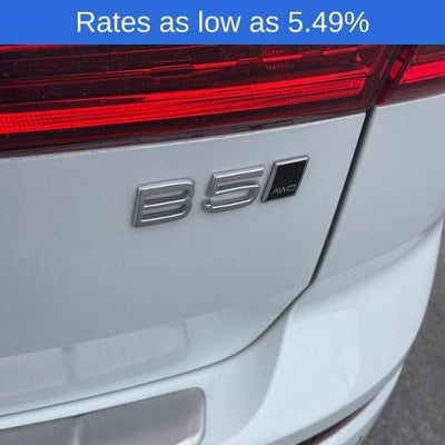 2025 Volvo XC60 B5 AWD Ultra