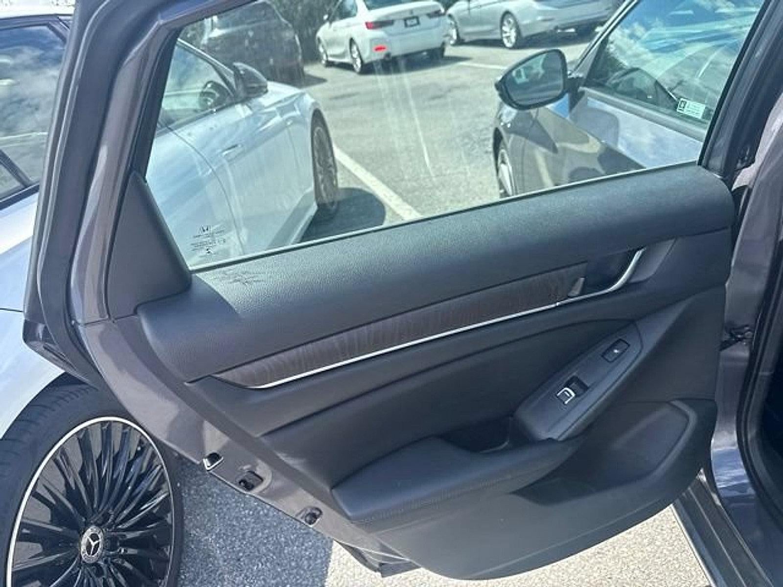 2018 Honda Accord Sedan Touring 2.0T Automatic