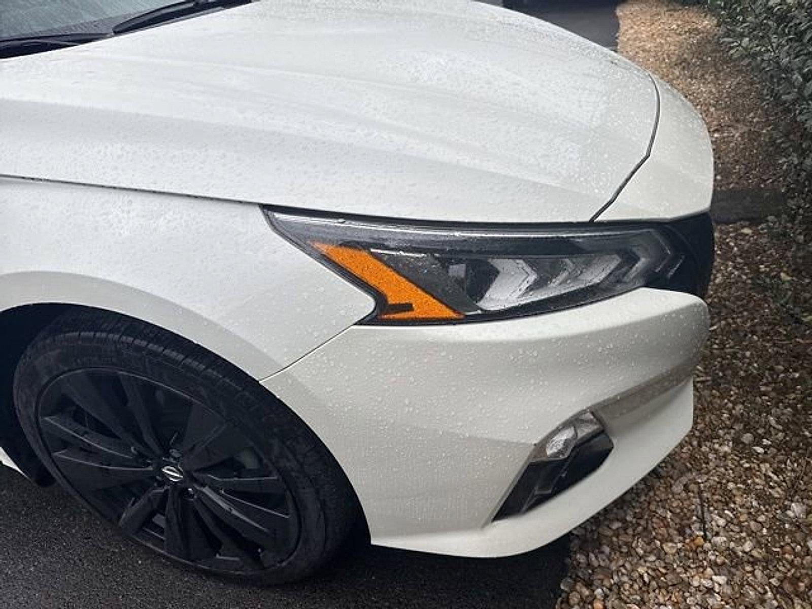 2022 Nissan Altima 2.5 SR AWD Sedan