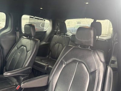 2022 Chrysler Pacifica Touring L FWD
