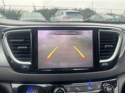 2022 Chrysler Pacifica Touring L FWD