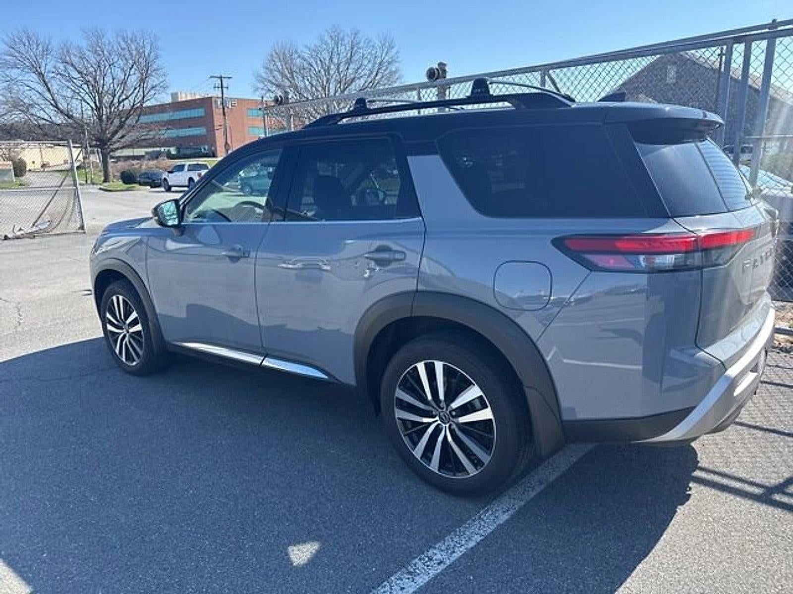 2025 Nissan Pathfinder Platinum 4WD