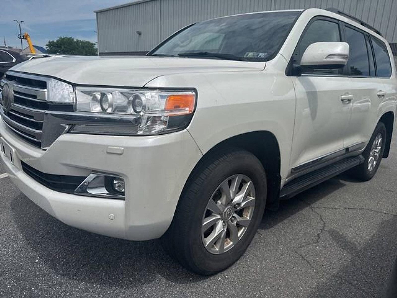 2016 Toyota Land Cruiser 4dr 4WD (GS)