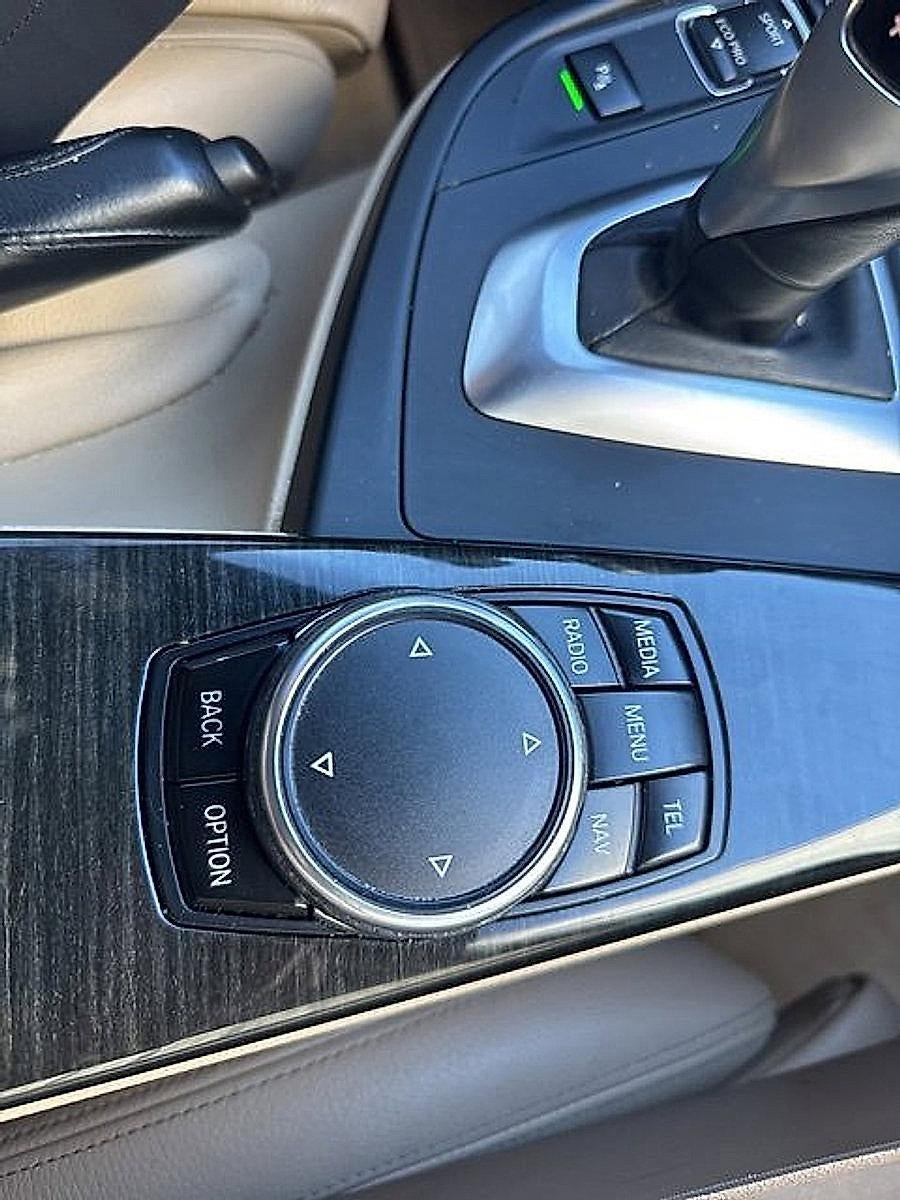 2016 BMW 328i xDrive Sedan