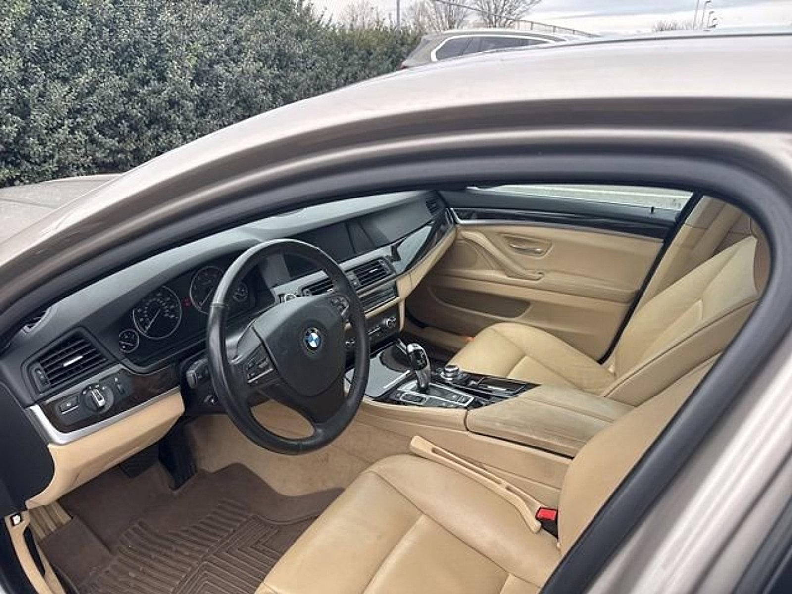 2012 BMW 528i xDrive Sedan