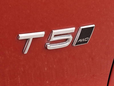 2021 Volvo XC40 T5 AWD R-Design